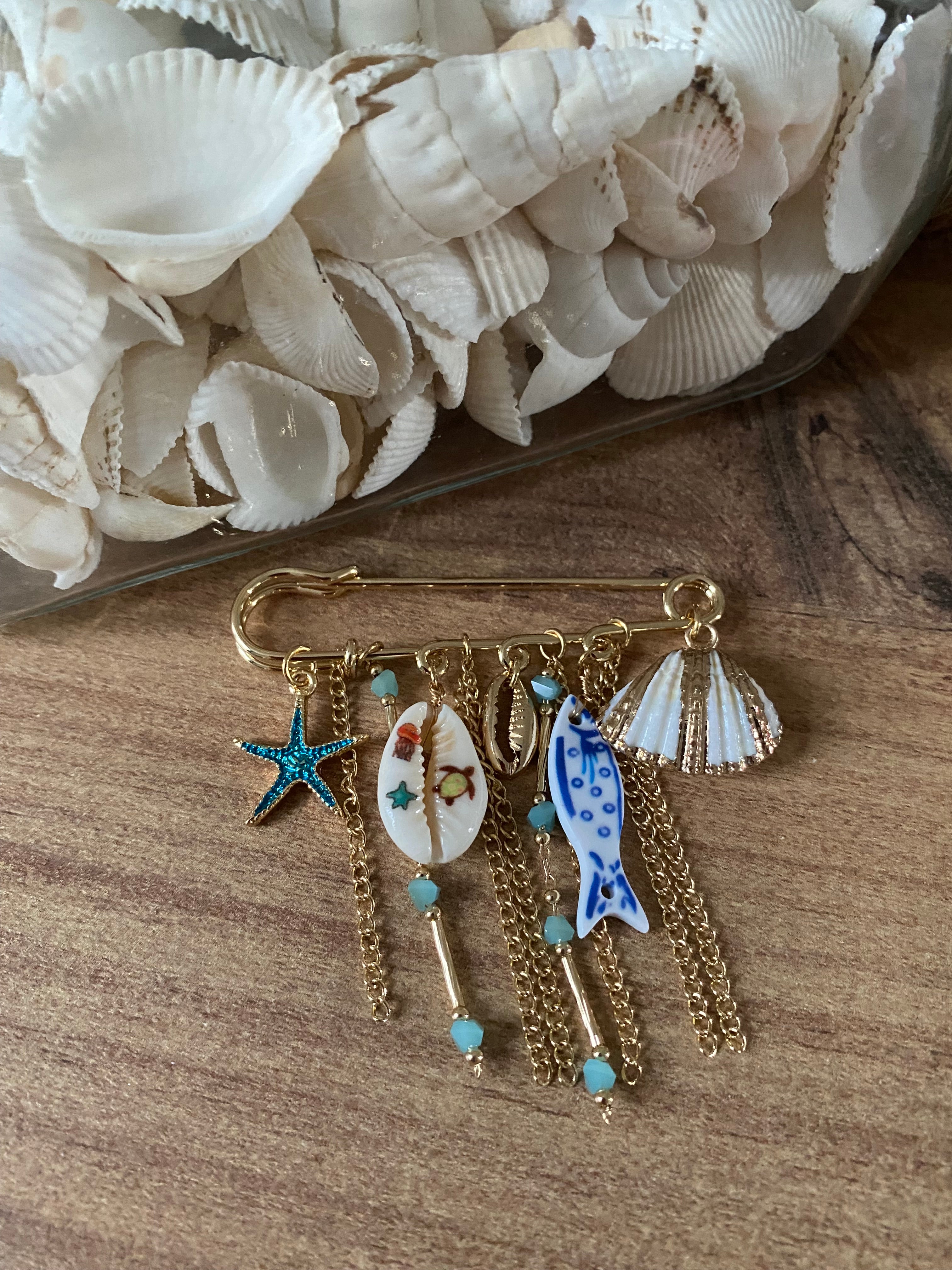 Broche personnalisée